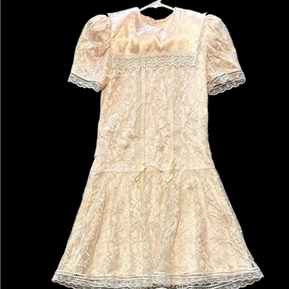 Vintage Gunne Sax Girls Lace Dress